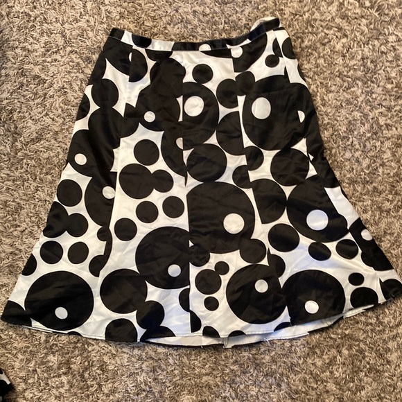 Venus skirt - Picture 1 of 4